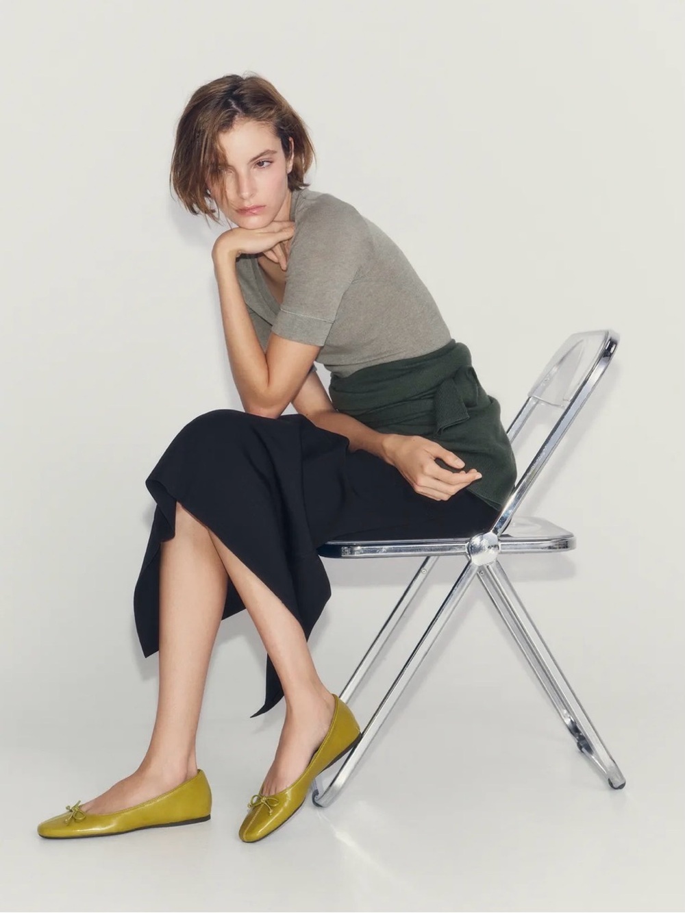 Pistachio leather bow flat - NEW